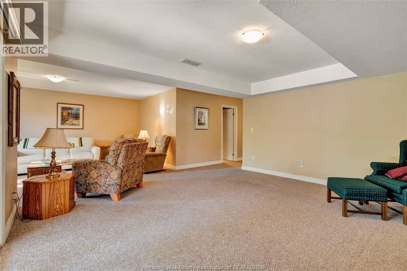 58 Queen's Hill — photo 22 of 40