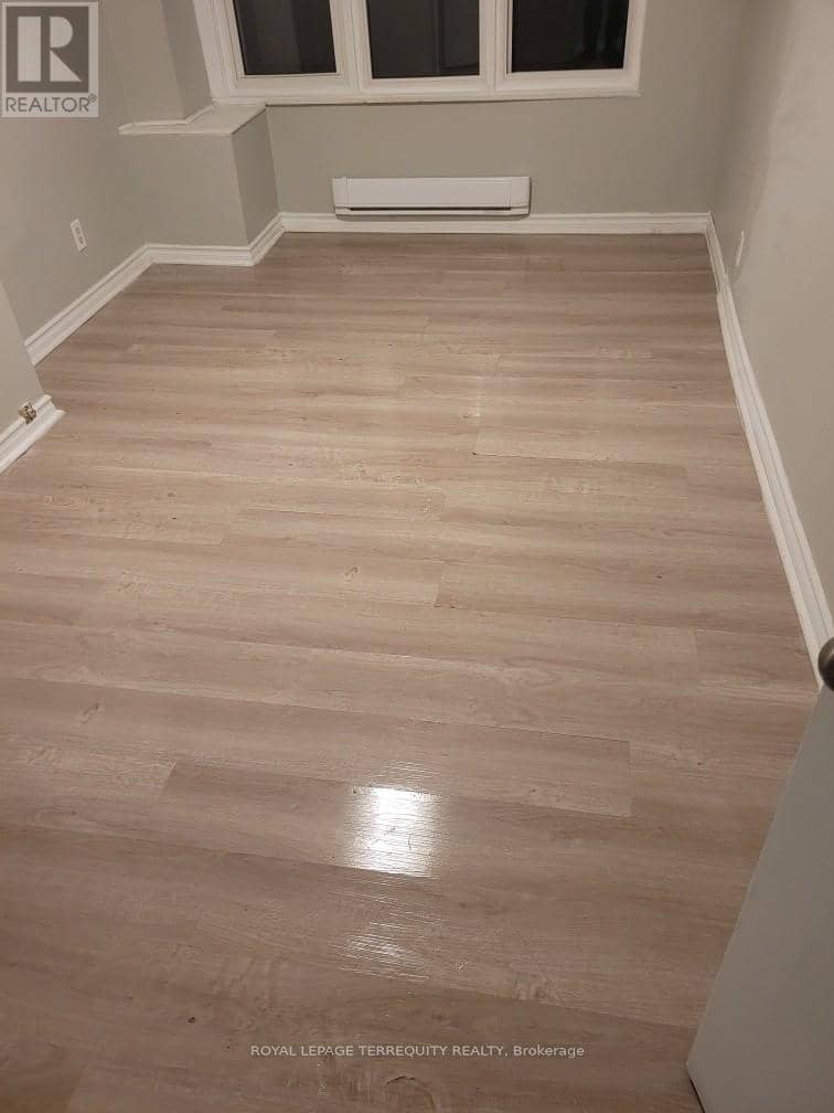 12 Gibson Street — photo 18 of 23