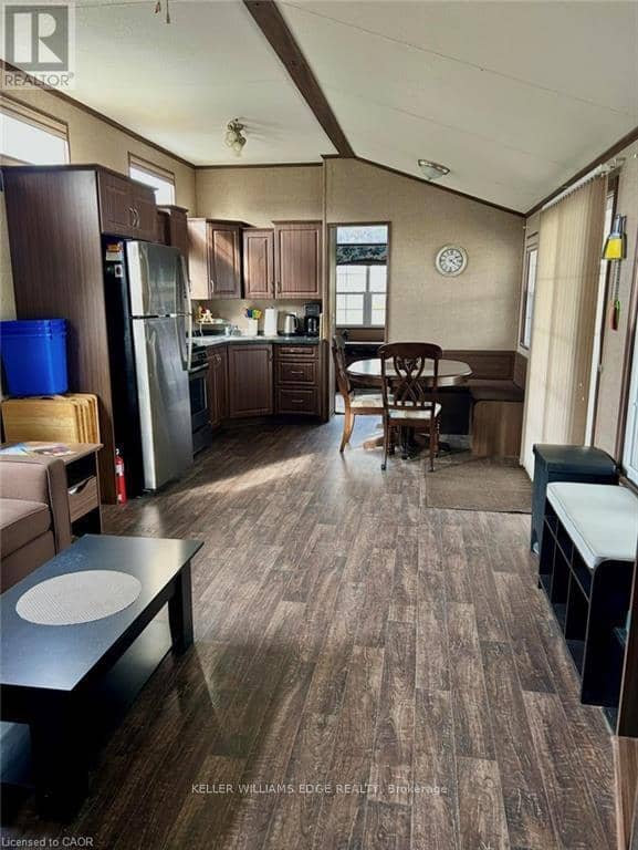232352 2 Wgr Concession — photo 15 of 15