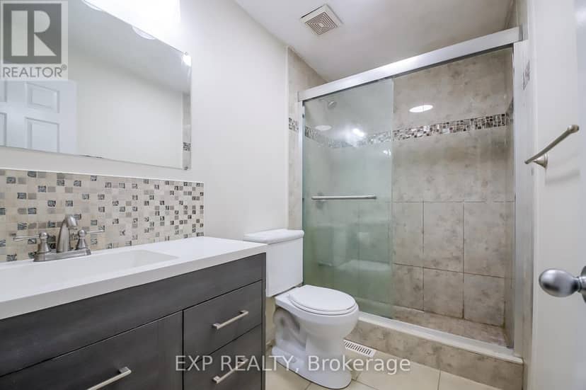 692 Sultana Square — photo 32 of 40