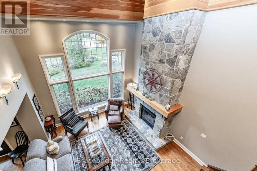 Carling 5 W3 - 3876 Muskoka Rd 118 Highway W, Muskoka Lakes, photo 6