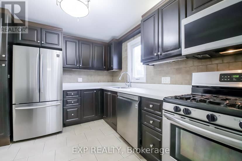 692 Sultana Square — photo 14 of 40