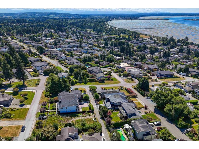 15554 CLIFF AVENUE, White Rock, photo 7