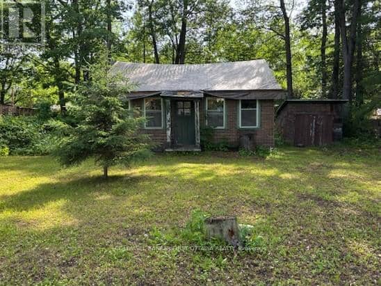 123 Bayview Drive — photo 3 of 13