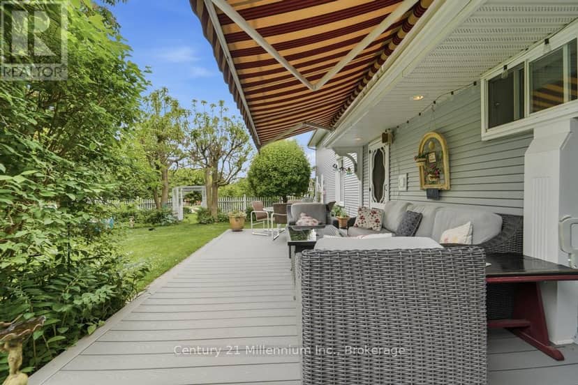 1145 Queen Street — photo 7 of 36