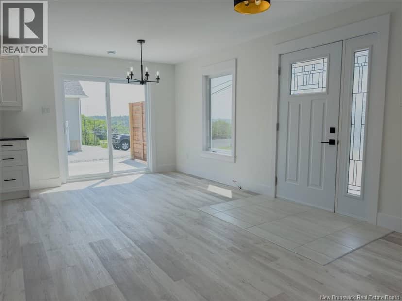 76 Squire Drive — photo 10 of 40