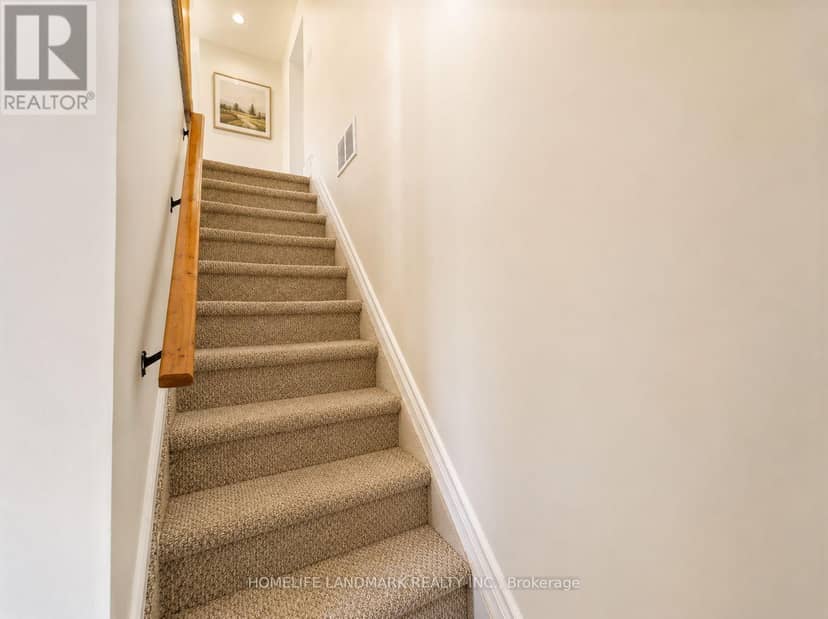 111 Penetang Street — photo 14 of 24