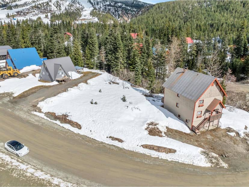 20716 SAKWI CREEK ROAD, Mission, photo 2