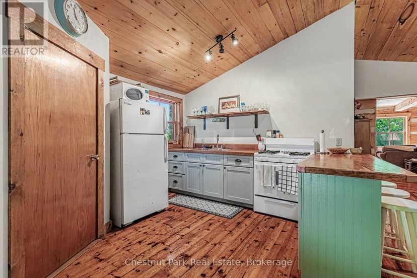 79 Pine Tree Harbour Road — photo 22 of 40