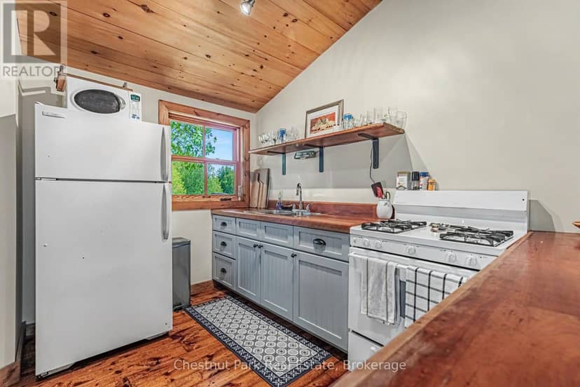 79 Pine Tree Harbour Road — photo 23 of 40