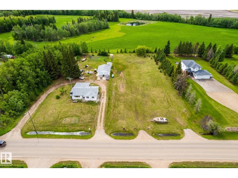 3706 50 ST, Smoky Lake Town