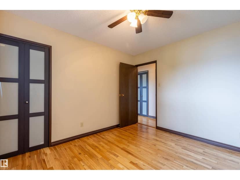 3706 50 ST — photo 23 of 40