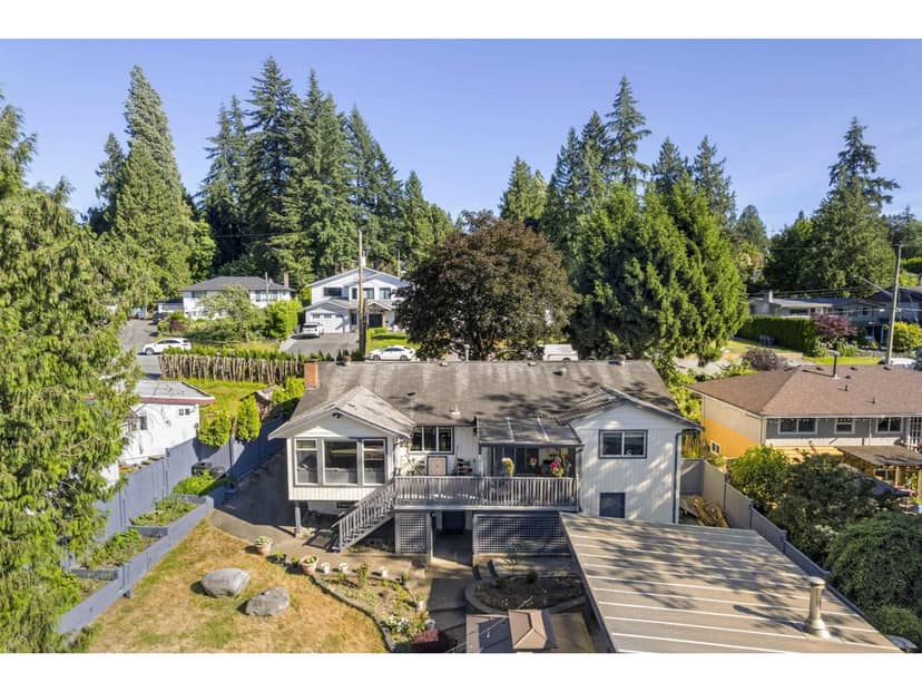 11399 S LOUGHREN DRIVE, Surrey, photo 2