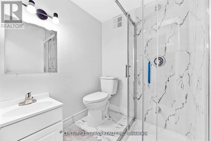 #510 - 4064 Lawrence Avenue E — photo 5 of 11