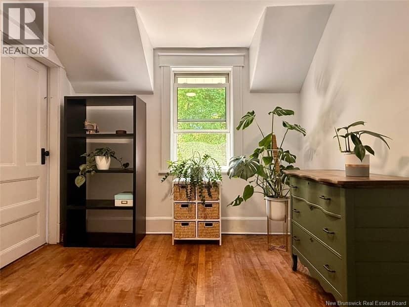 24 Stanley Street — photo 17 of 29