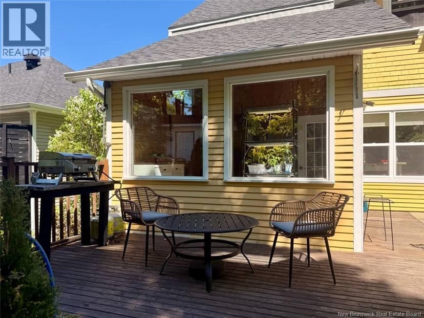 24 Stanley Street — photo 27 of 29