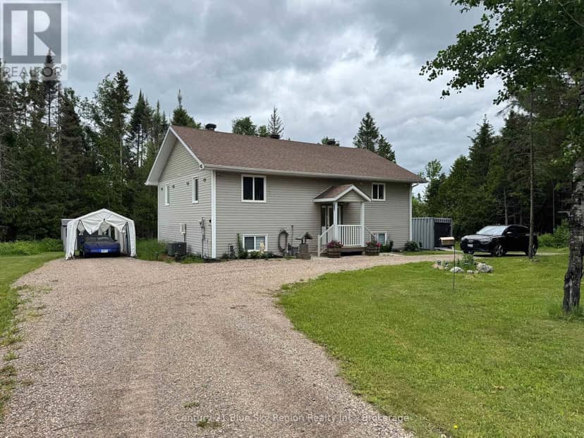 2161 Papineau Road, Papineau-Cameron