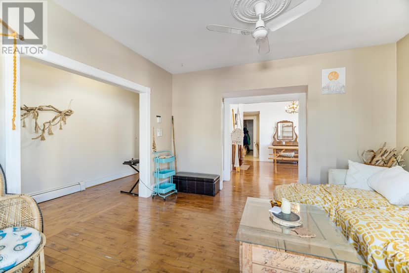 308 Fitzroy Street — photo 4 of 40