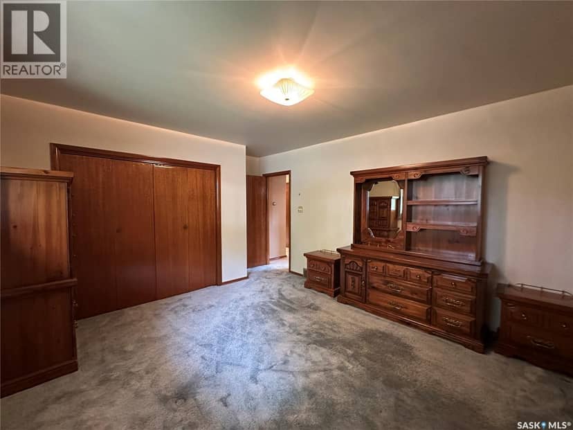 168 Shevchenko CRESCENT — photo 18 of 40