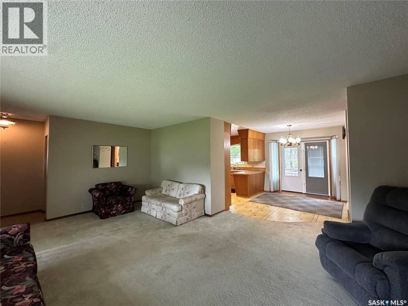 168 Shevchenko CRESCENT — photo 14 of 40