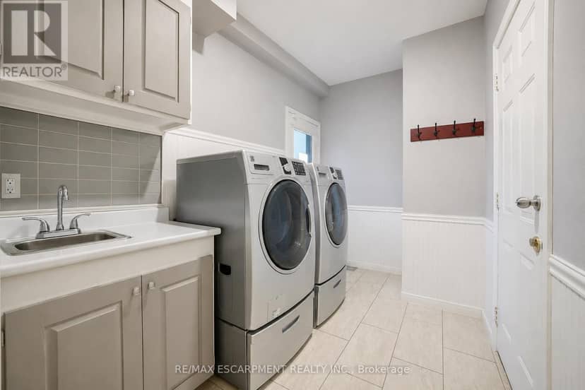 15 Talia Court — photo 11 of 34