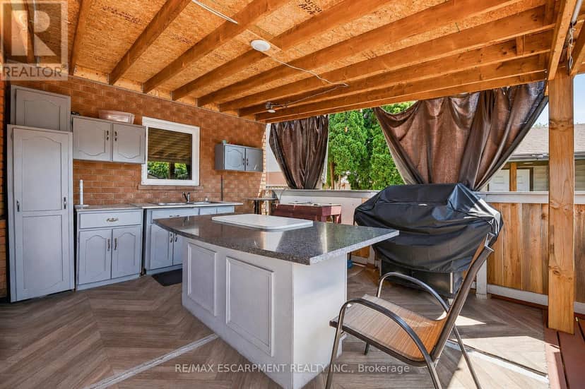 15 Talia Court — photo 28 of 34