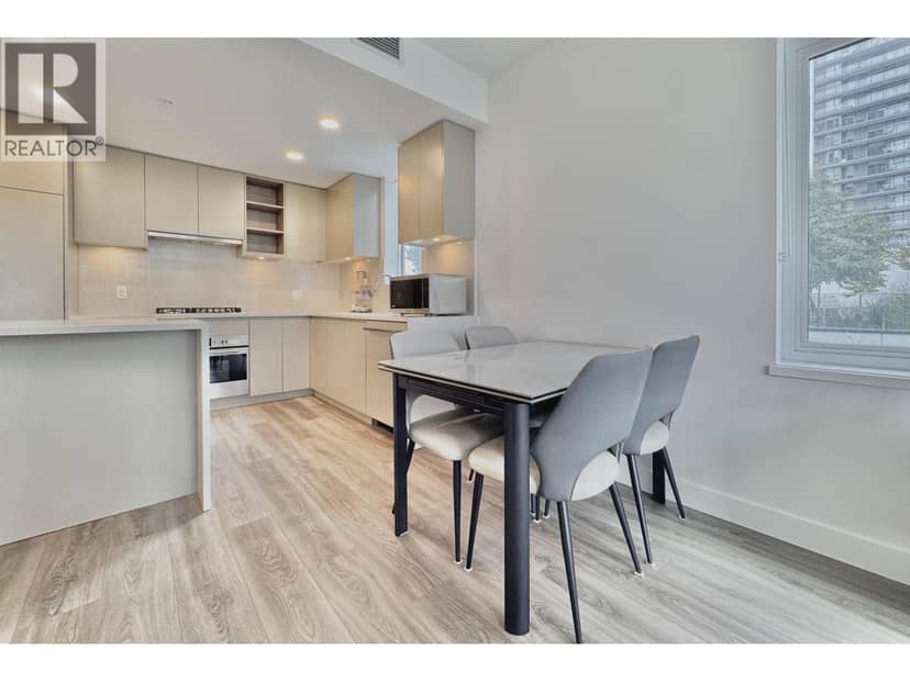 301 4433 ALASKA STREET, Burnaby, photo 4