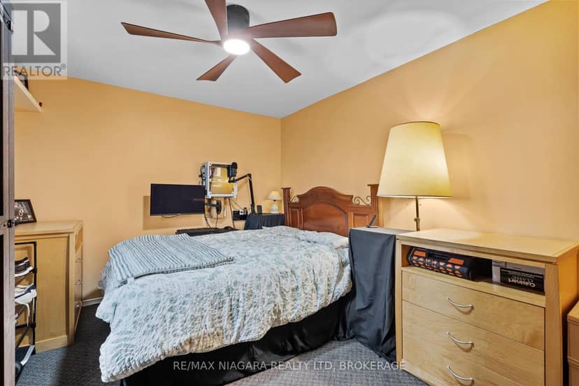 325 - 72 Main Street — photo 7 of 13