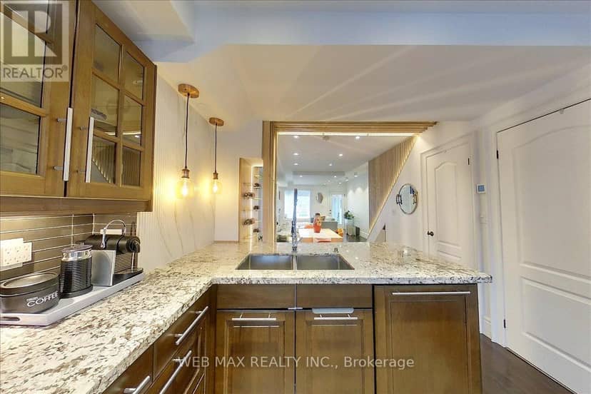173 Milverton Boulevard — photo 14 of 40