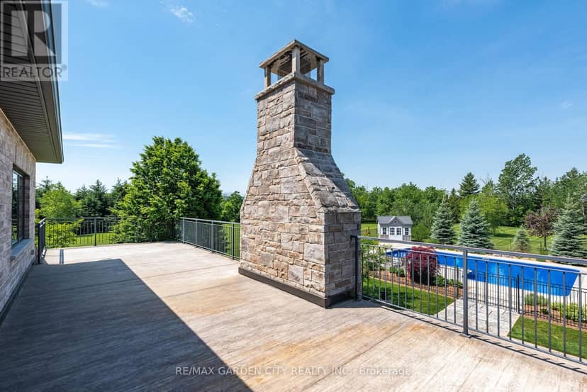 4580 Cherry Avenue — photo 34 of 40