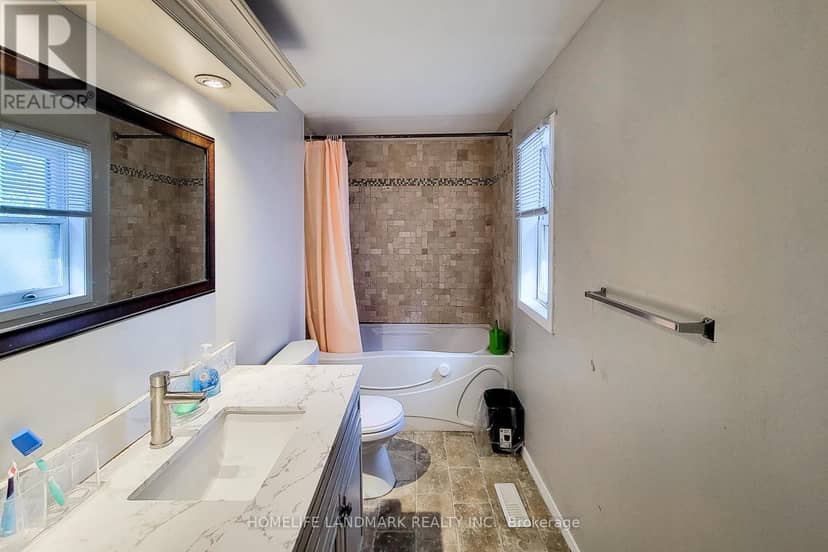242 Bowman Street — photo 14 of 23