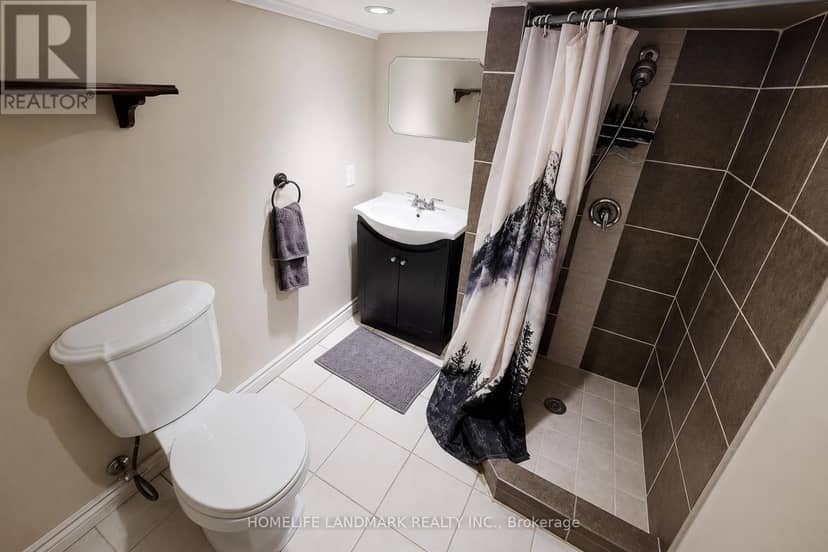 242 Bowman Street — photo 16 of 23