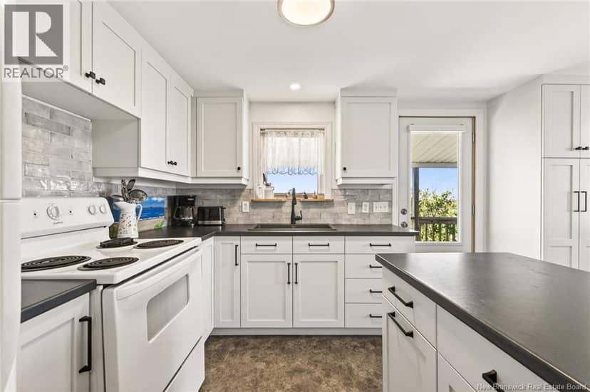 39 Allee des Colibris — photo 18 of 40