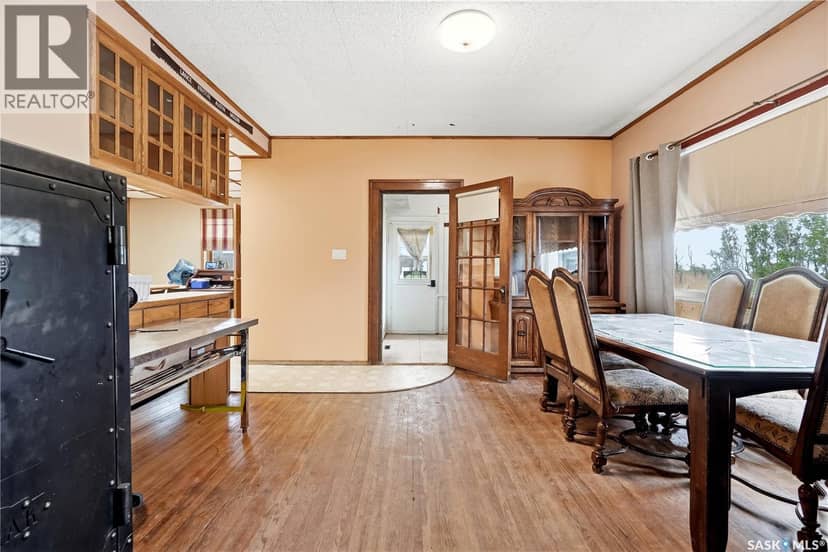 Mullen Acreage — photo 5 of 40
