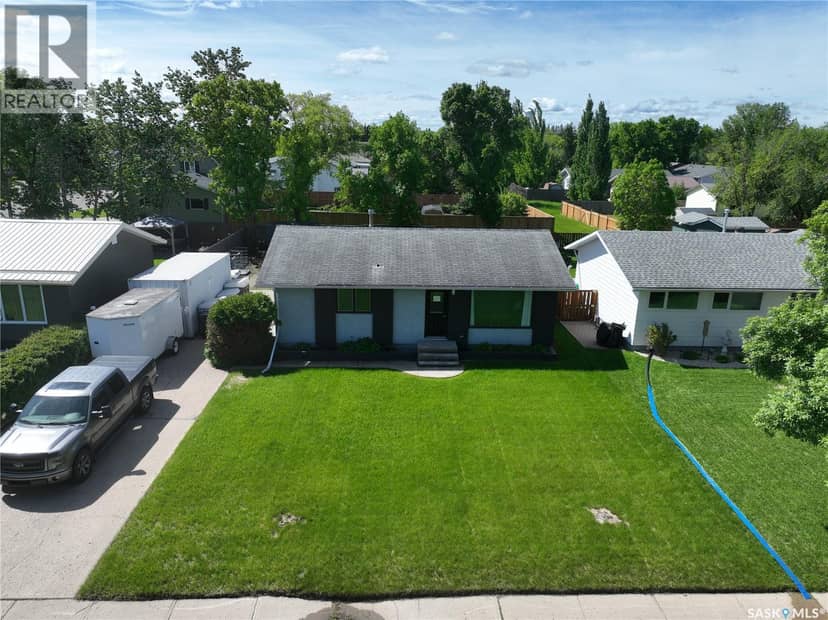 915 Maple DRIVE, Esterhazy
