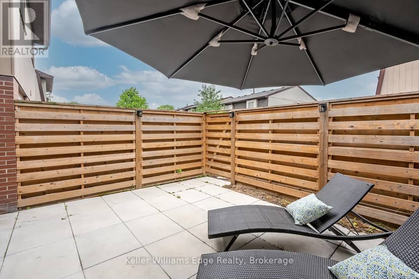 32 - 3049 Glencrest Road — photo 38 of 40