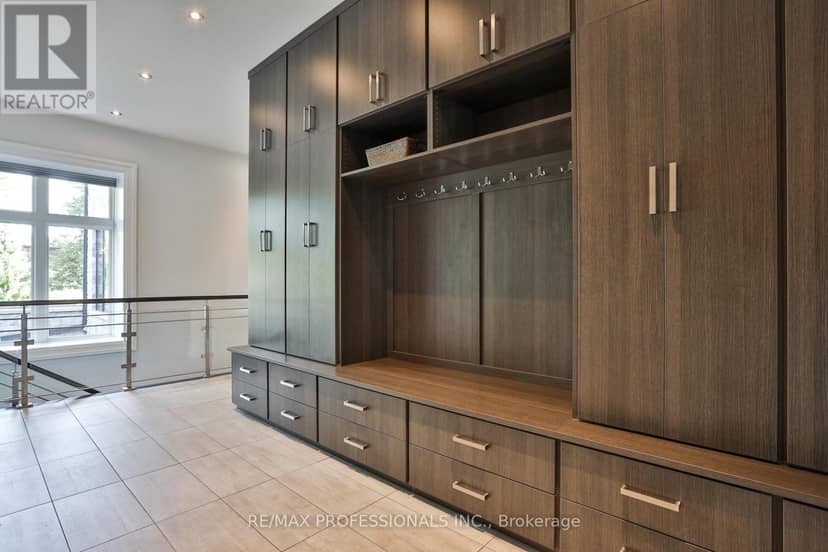 262 Maple Grove Drive — photo 20 of 40