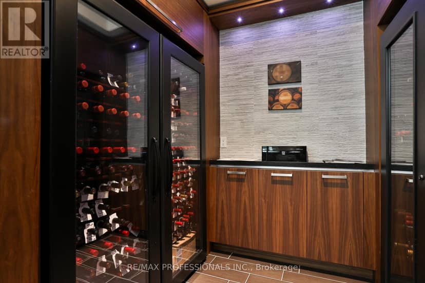 262 Maple Grove Drive — photo 37 of 40