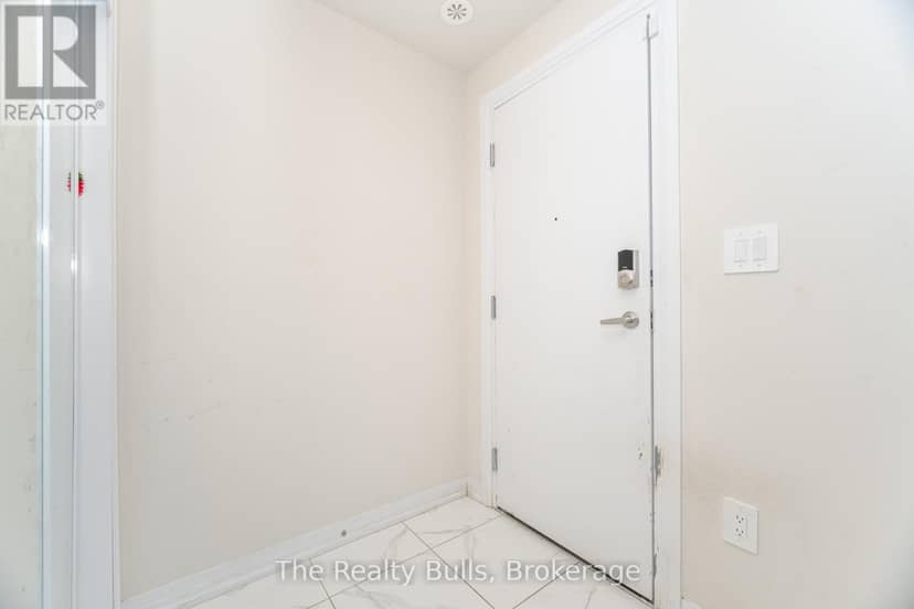 119 - 1589 Rose Way — photo 12 of 32