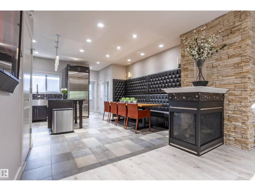 4949 Terwillegar Cm NW, Edmonton, photo 2