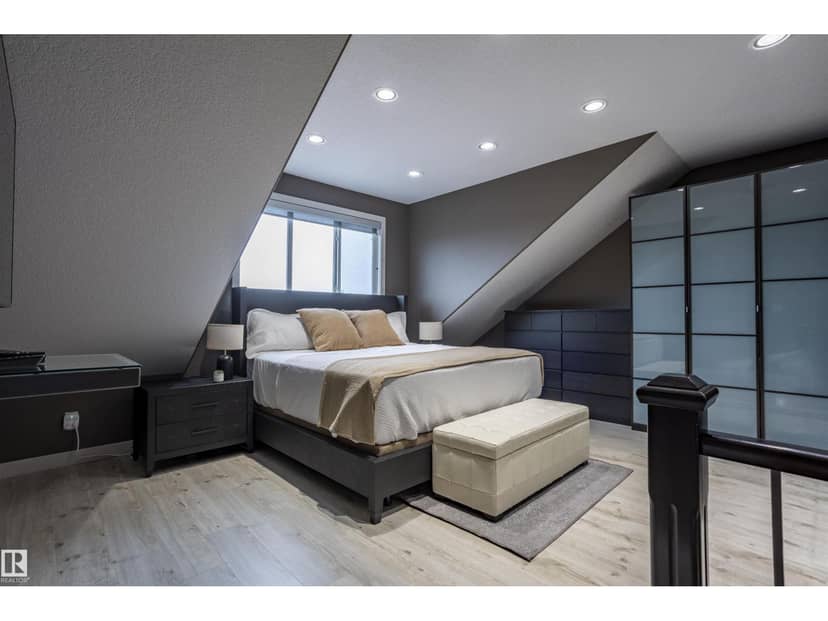 4949 Terwillegar Cm NW — photo 14 of 40
