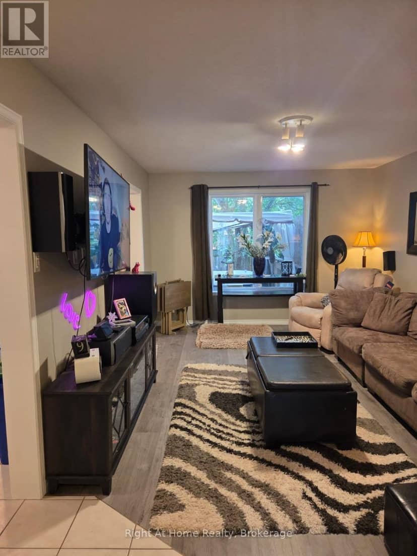 21 Fuller Drive — photo 8 of 28