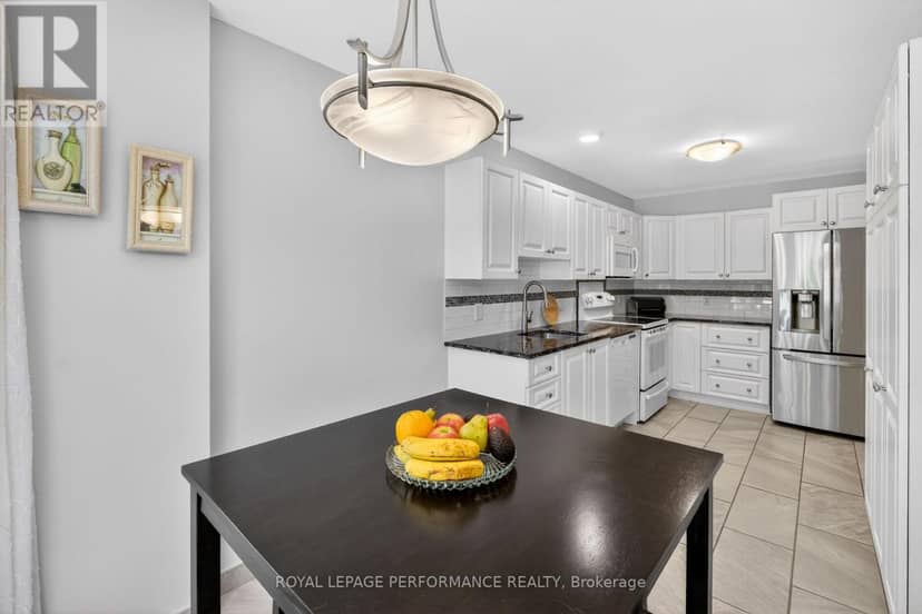 569 Princess Louise Drive — photo 18 of 40