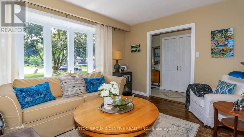 18 Jill's Court, Barrie, photo 7