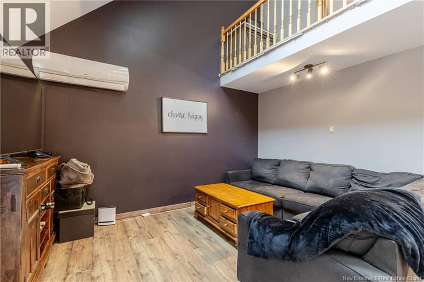 12 Shaw Street — photo 10 of 40