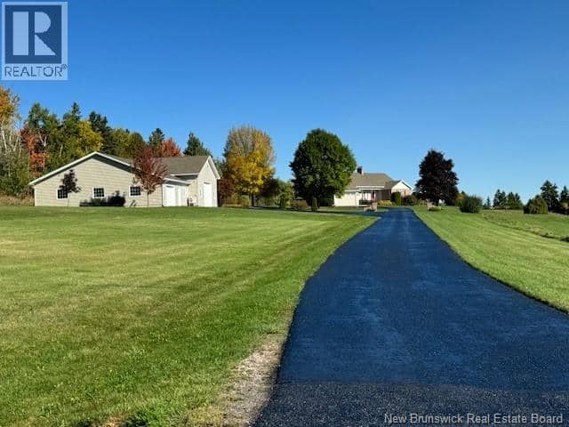 121 Fawcett Hill Road — photo 2 of 40