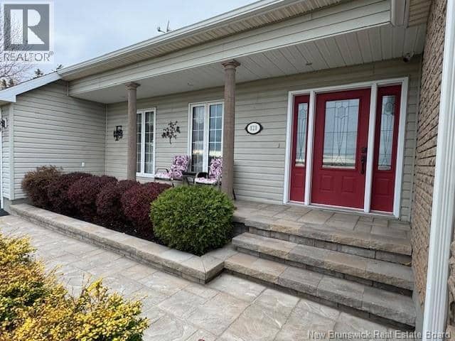 121 Fawcett Hill Road — photo 7 of 40