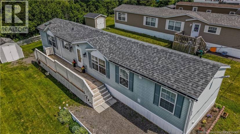 35 Lupin Avenue — photo 4 of 40