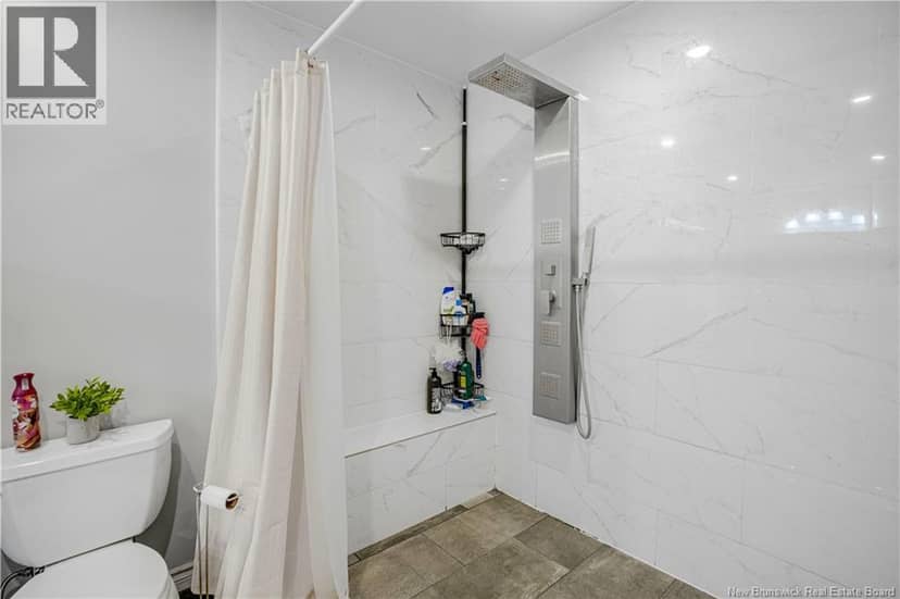 140 Wentworth Street — photo 19 of 30
