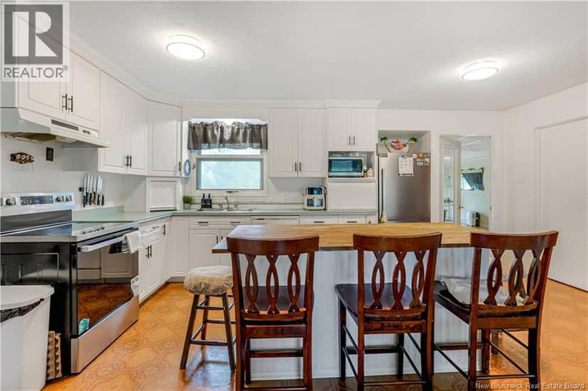 140 Wentworth Street — photo 7 of 30